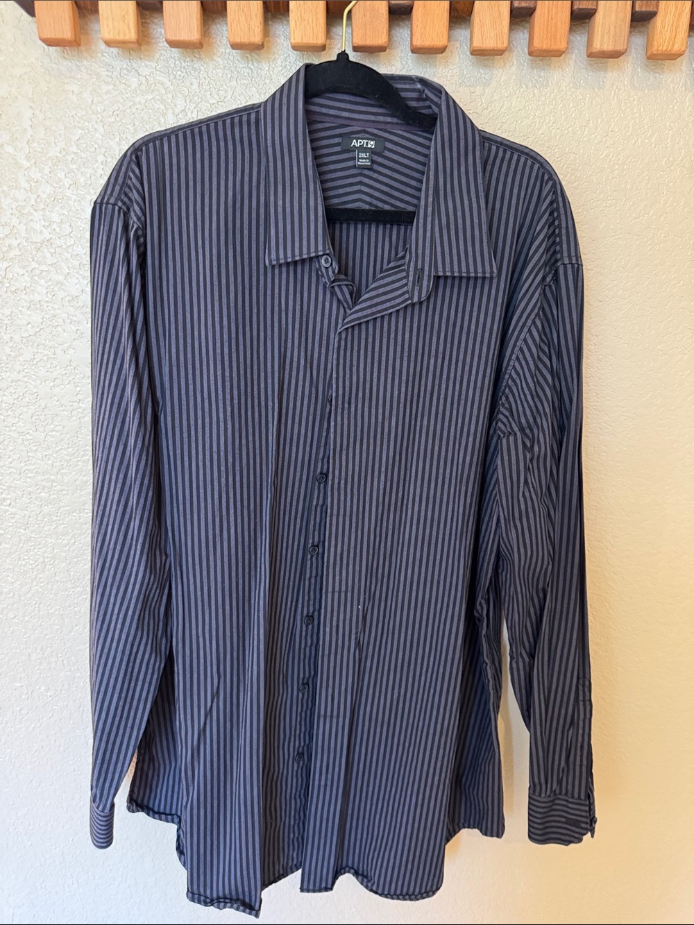 Apt. 9 Gray and Black Striped Long-Sleeve Dress Shirt
